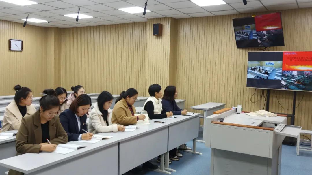 奧威亞助力魯疆千里共建，云端課堂促進文化潤疆.jpg